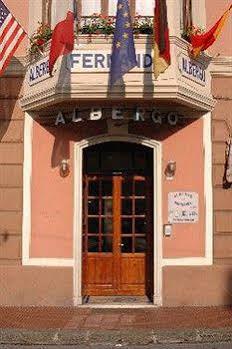 Hotel Fernanda Рапалло Екстер'єр фото
